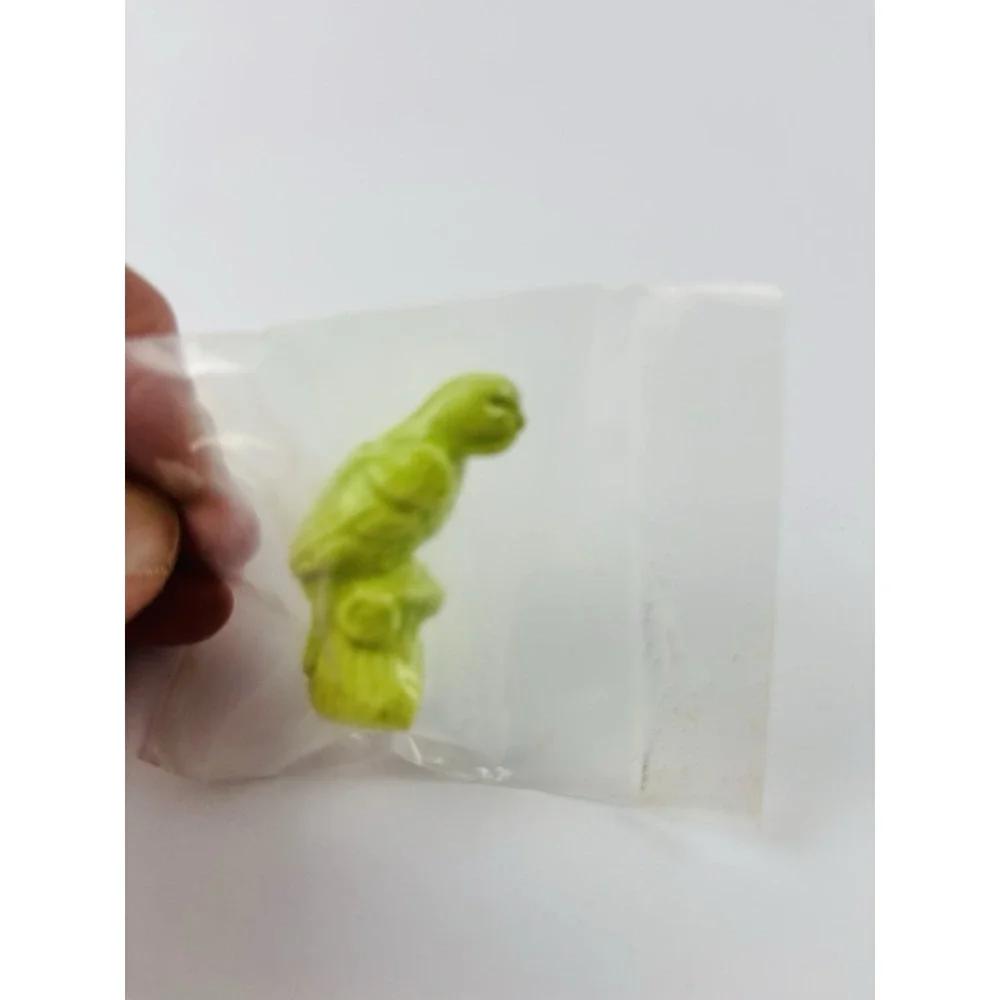 Wade Whimsies Pet Shop Figurine Green Parrot Bird‎ England